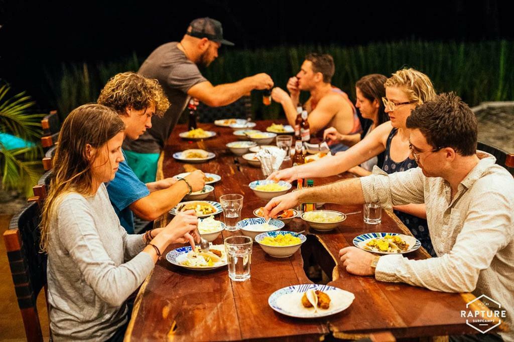 Rapture Surfcamp Nicaragua San Juan del Sur Ngoại thất bức ảnh